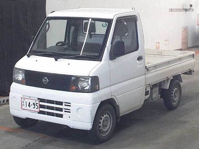 NISSAN CLIPPER