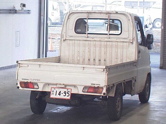 NISSAN CLIPPER