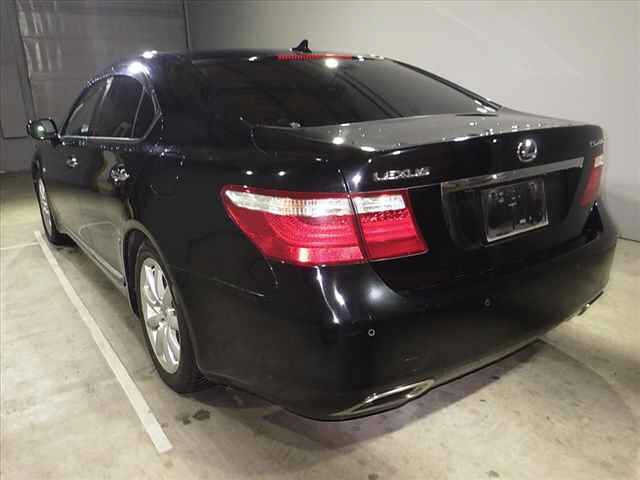 LEXUS LS460