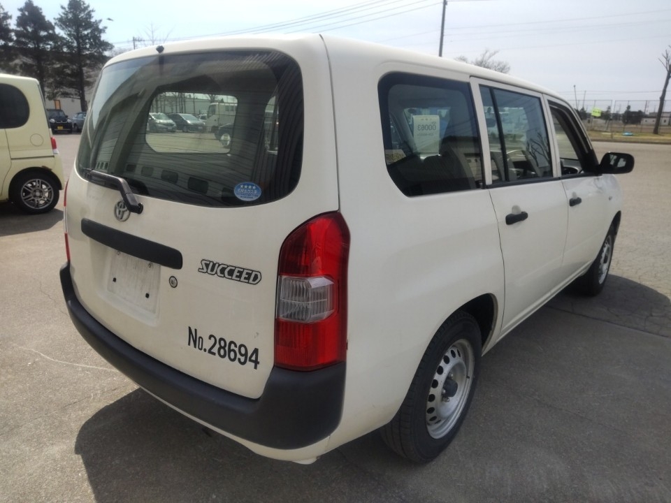 TOYOTA PROBOX