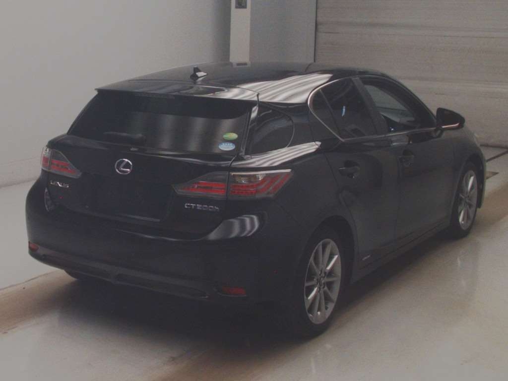 LEXUS CT200H