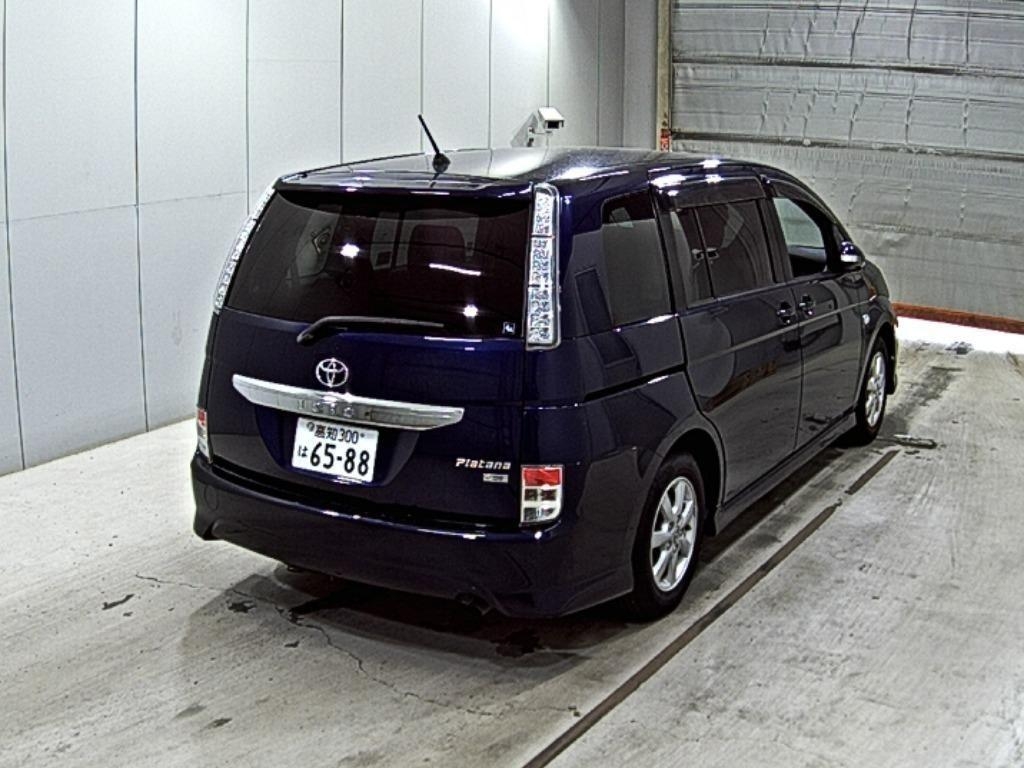 TOYOTA ISIS