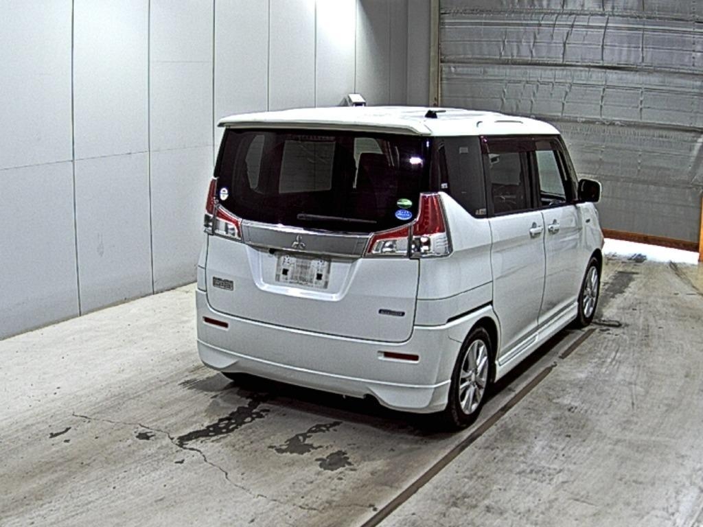 MITSUBISHI DELICA D:2