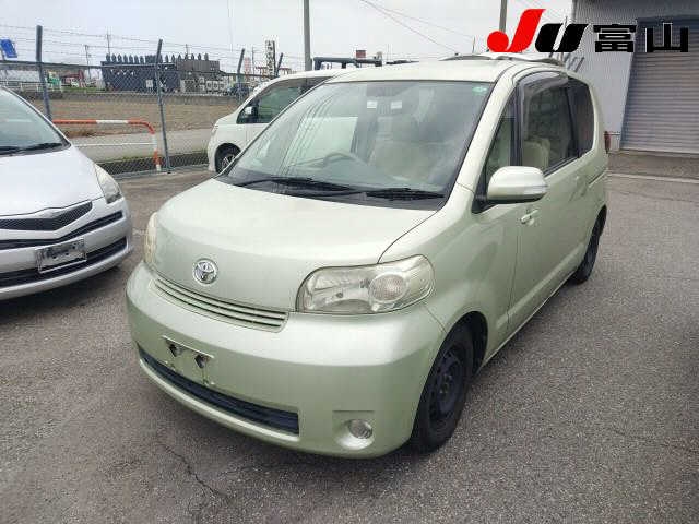 TOYOTA PORTE