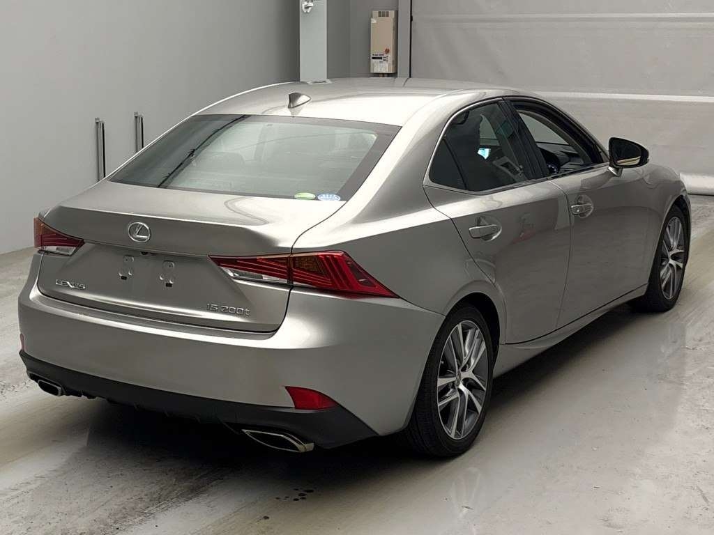 LEXUS IS300