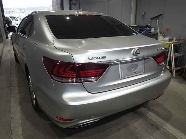 LEXUS LS460