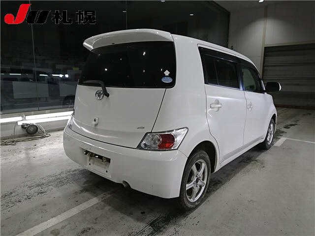 TOYOTA BB
