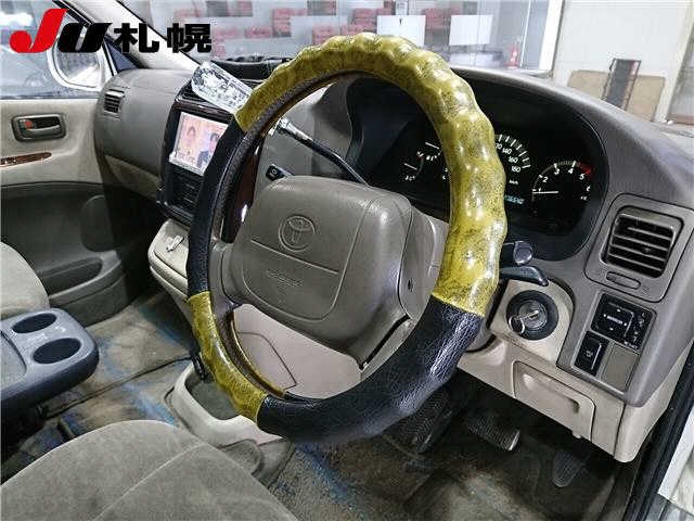 TOYOTA GRANVIA