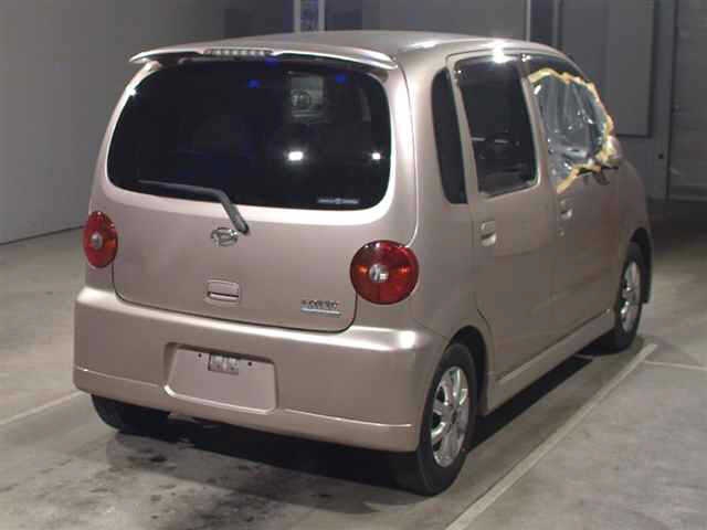 DAIHATSU MOVE LATTE