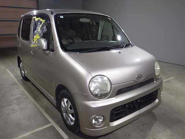 DAIHATSU MOVE LATTE