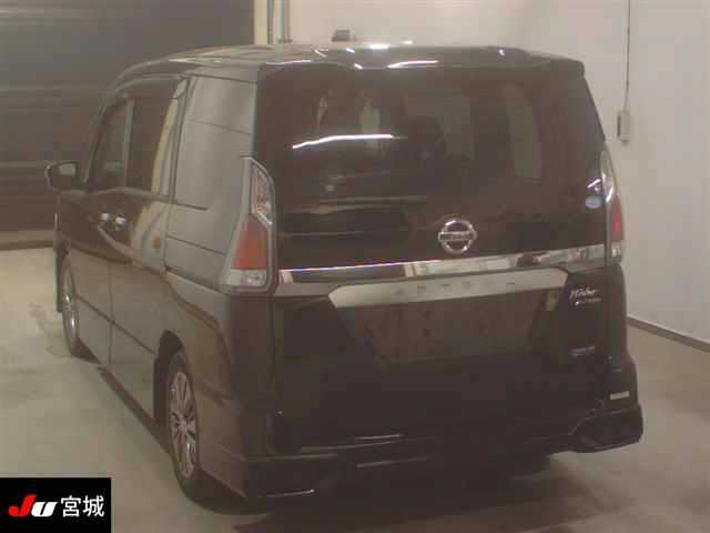 NISSAN SERENA