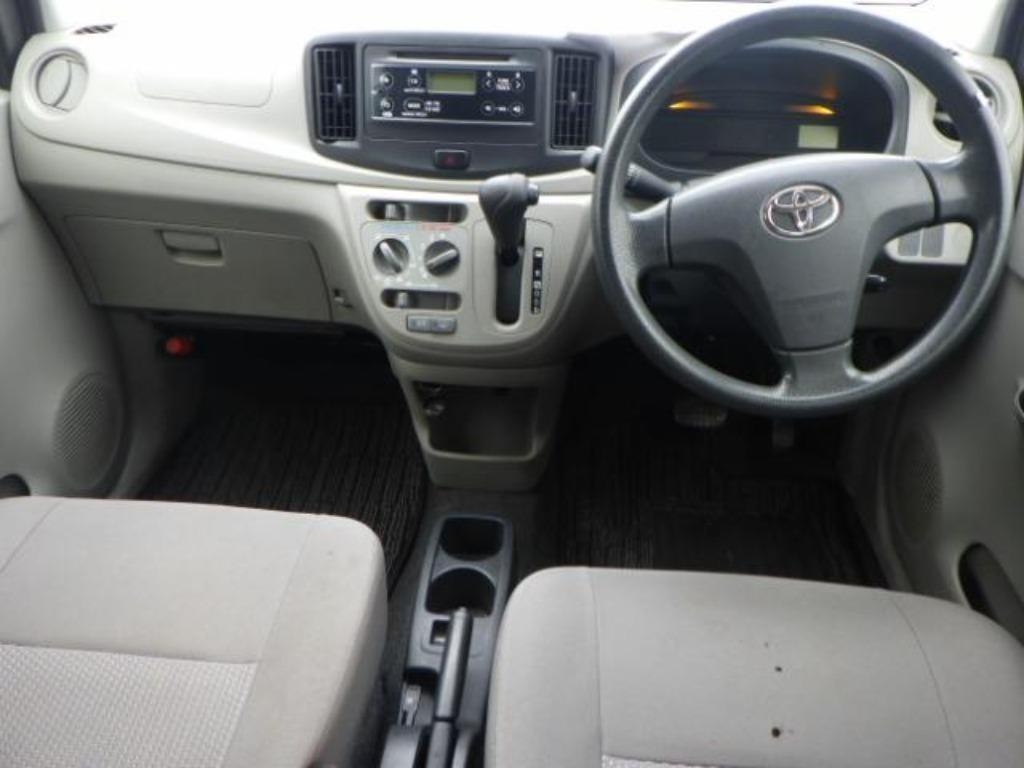TOYOTA PIXIS EPOCH