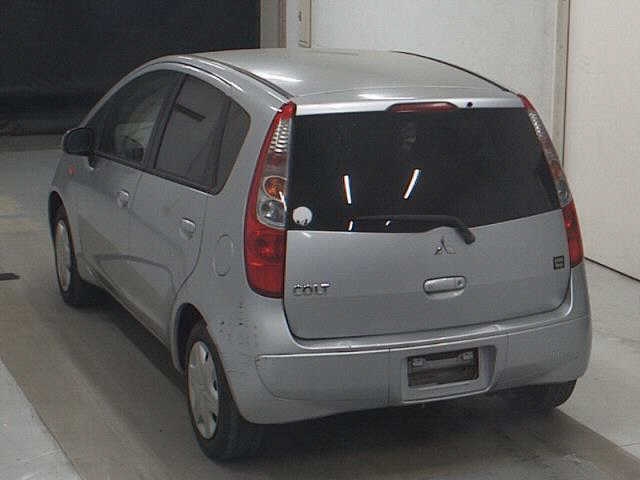 MITSUBISHI COLT