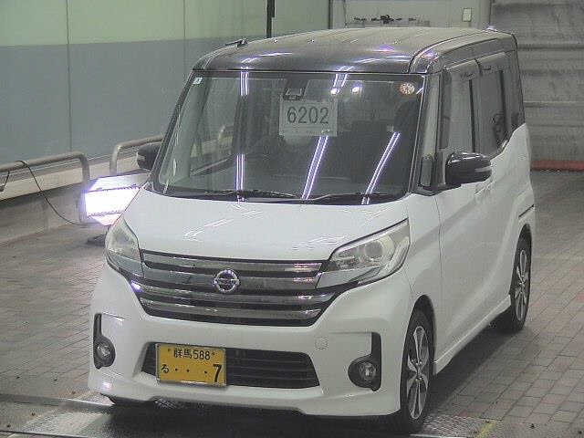 NISSAN DAYZ ROOX