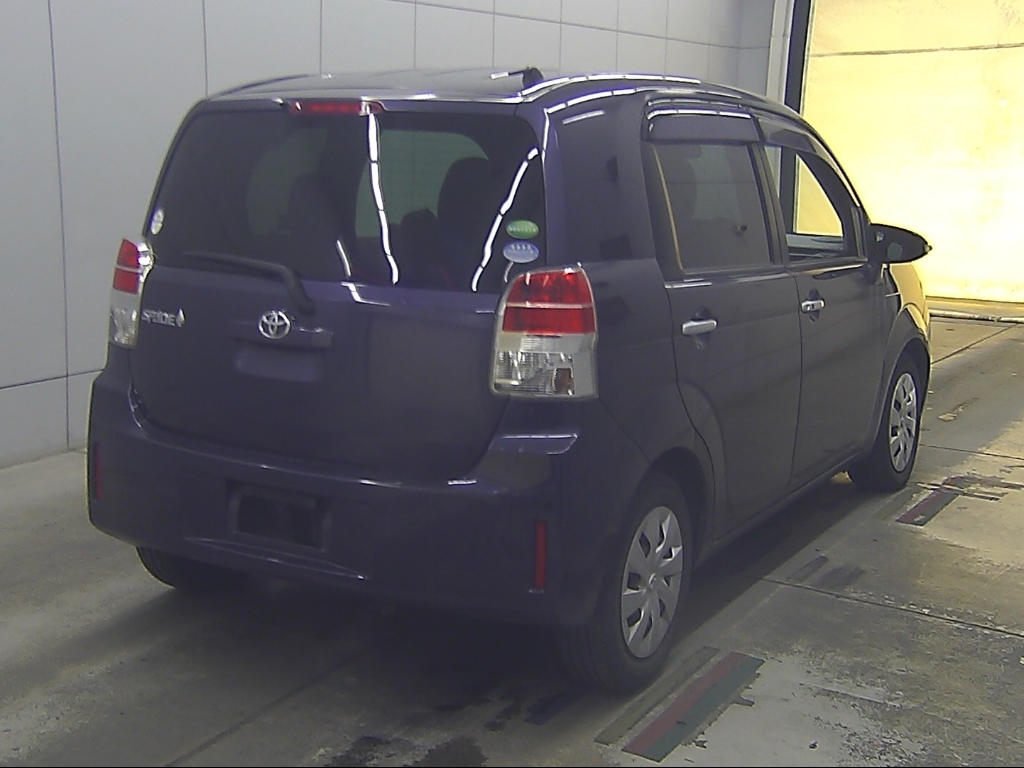 TOYOTA SPADE