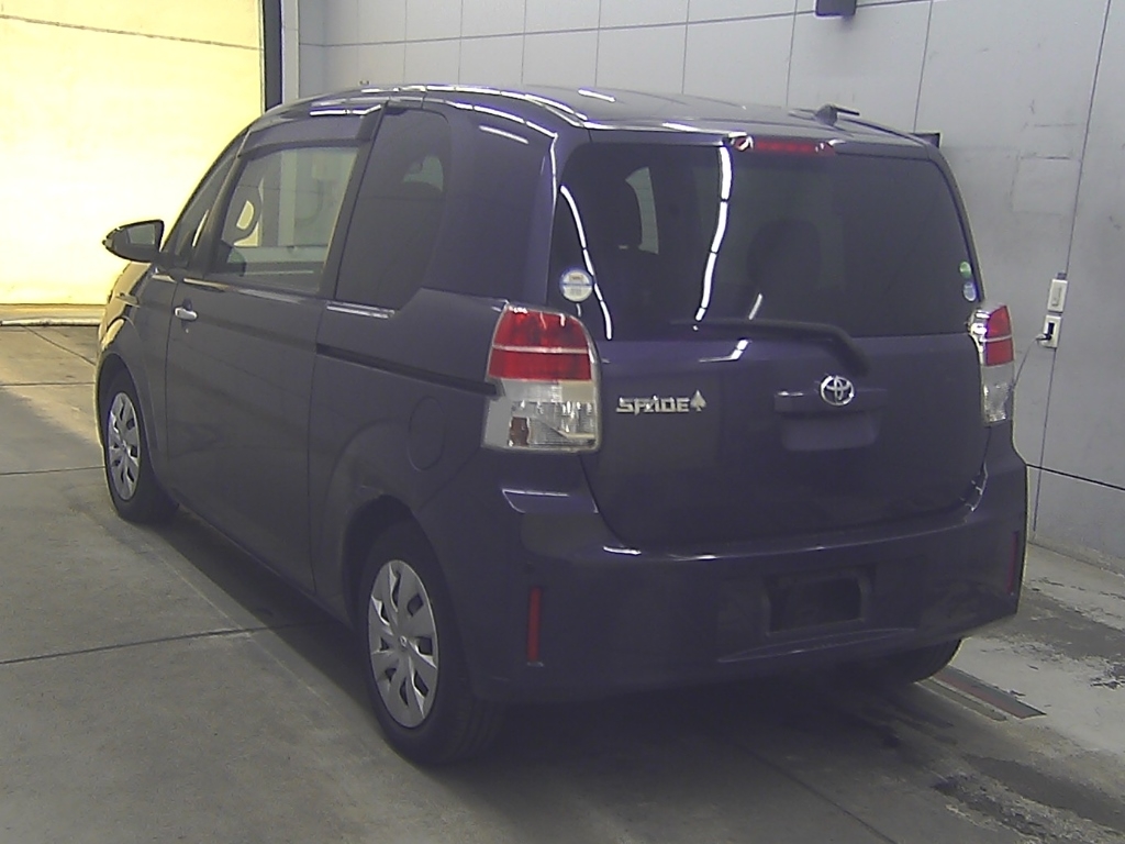 TOYOTA SPADE