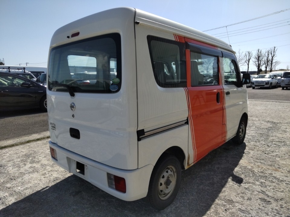 NISSAN NV100 CLIPPER