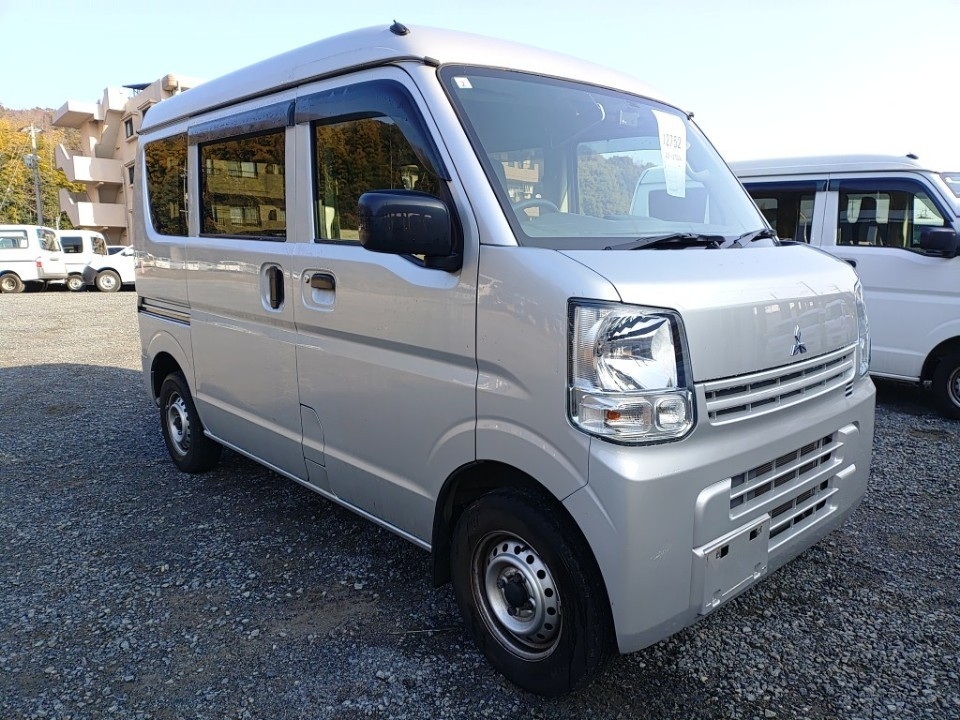 MITSUBISHI MINICAB