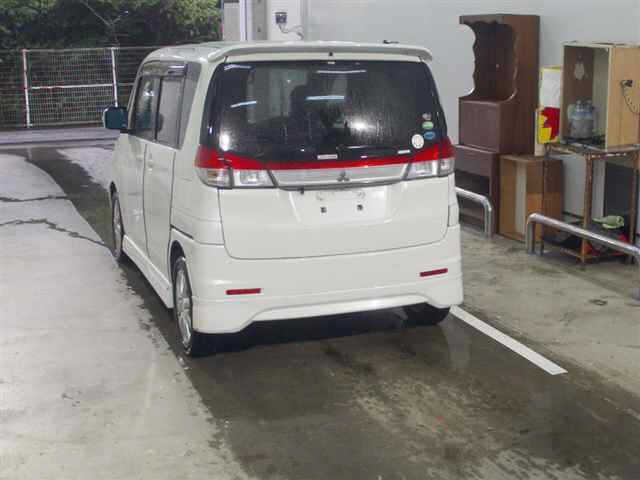 MITSUBISHI DELICA D:2