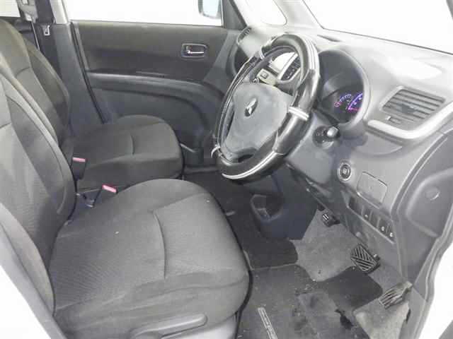 MITSUBISHI DELICA D:2