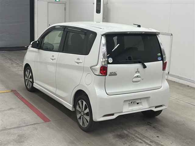 MITSUBISHI EK CUSTOM