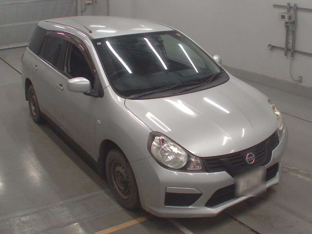 NISSAN AD