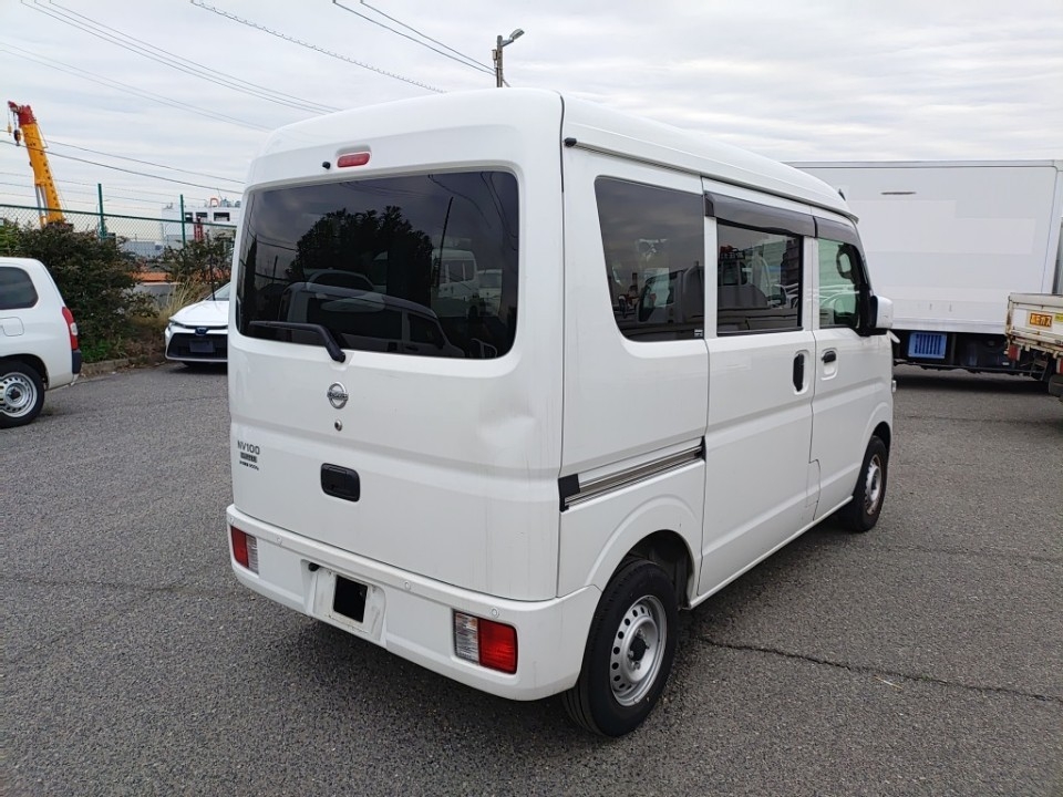NISSAN NV100 CLIPPER