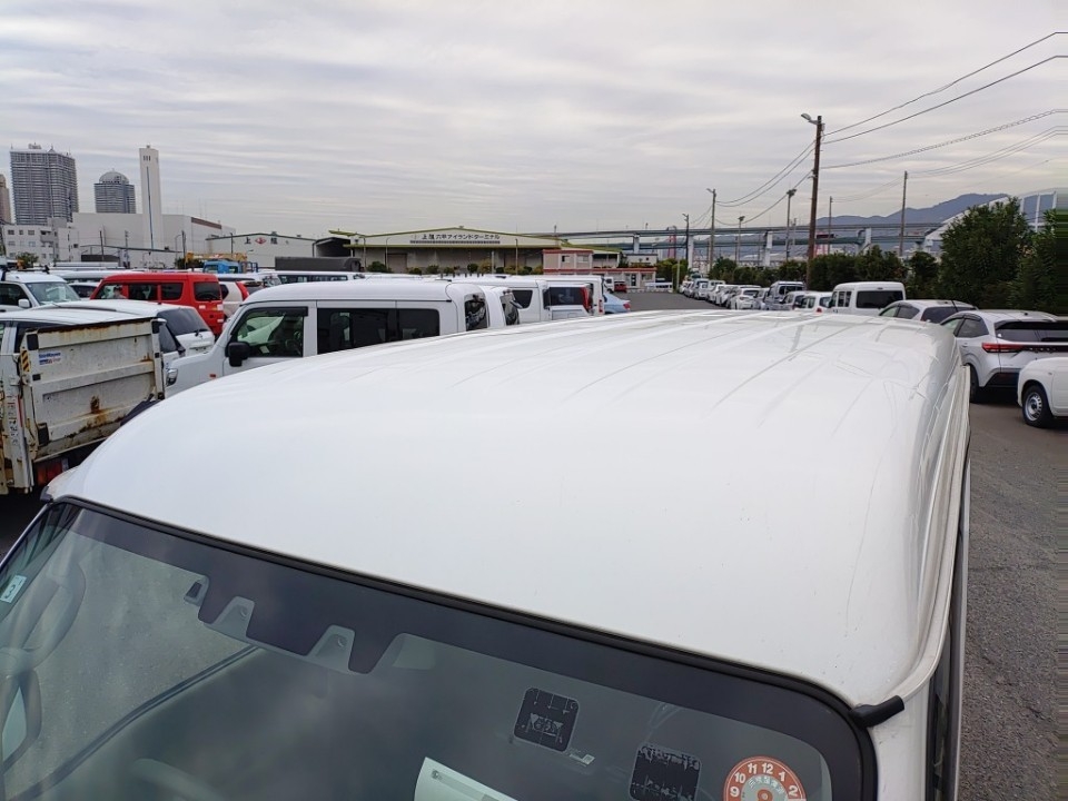 NISSAN NV100 CLIPPER