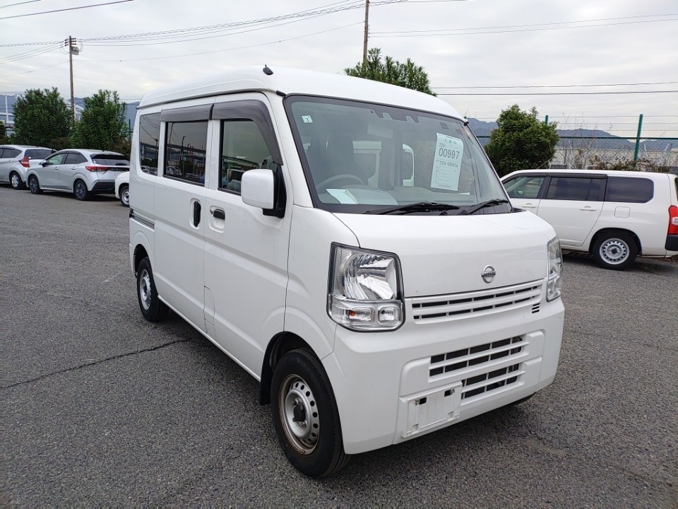 NISSAN NV100 CLIPPER