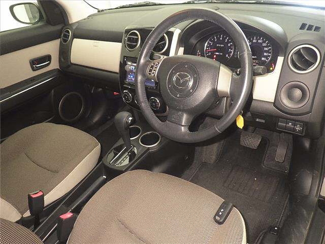 MAZDA VERISA