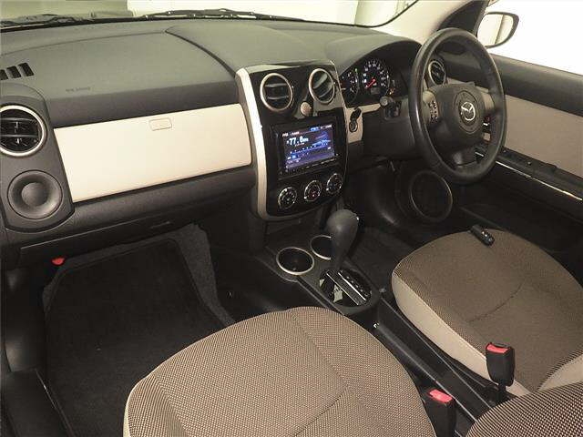 MAZDA VERISA