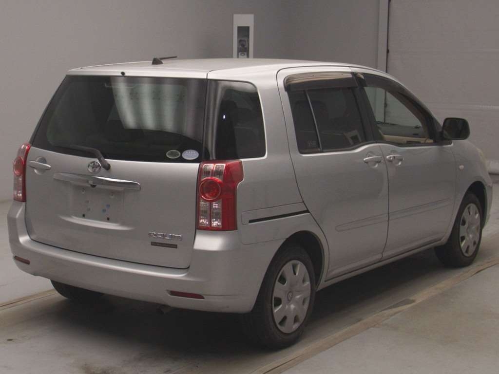TOYOTA RAUM
