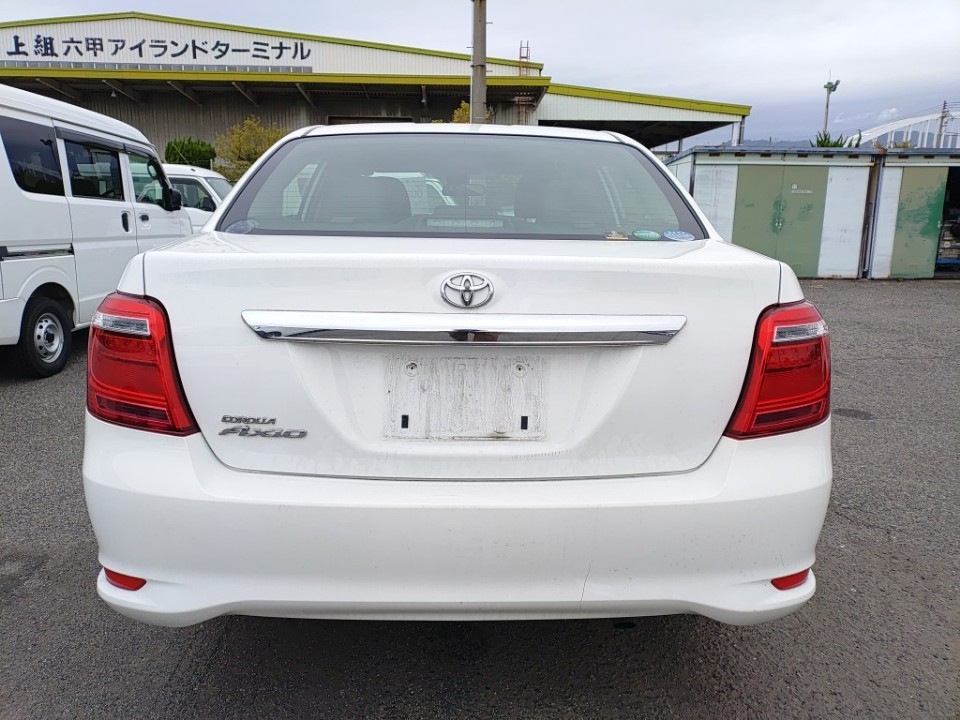 TOYOTA COROLLA AXIO