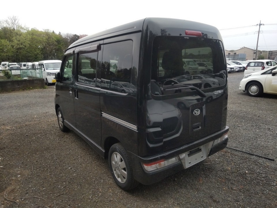 DAIHATSU ATRAI