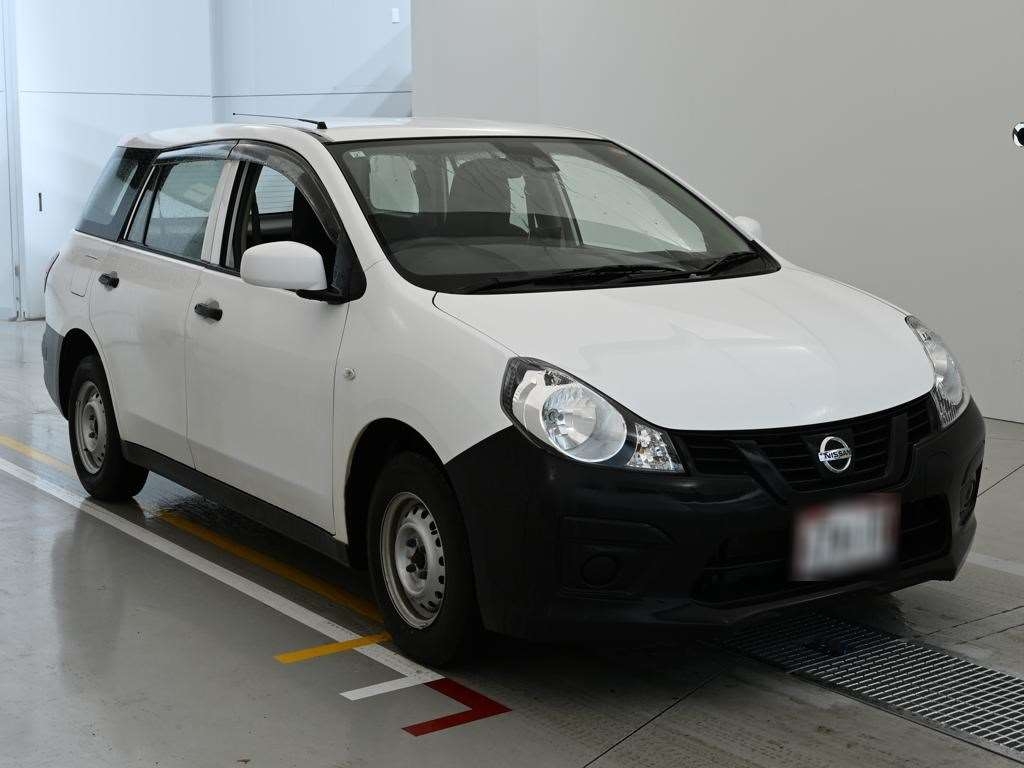 NISSAN AD