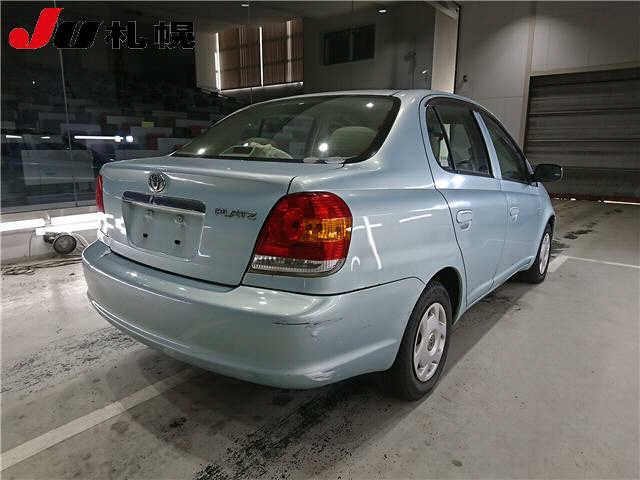 TOYOTA PLATZ