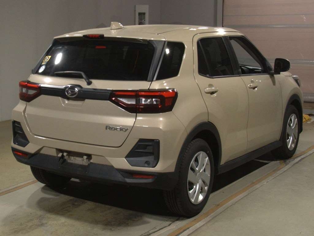 DAIHATSU ROCKY