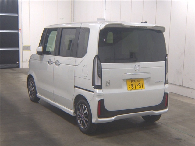 HONDA N-BOX