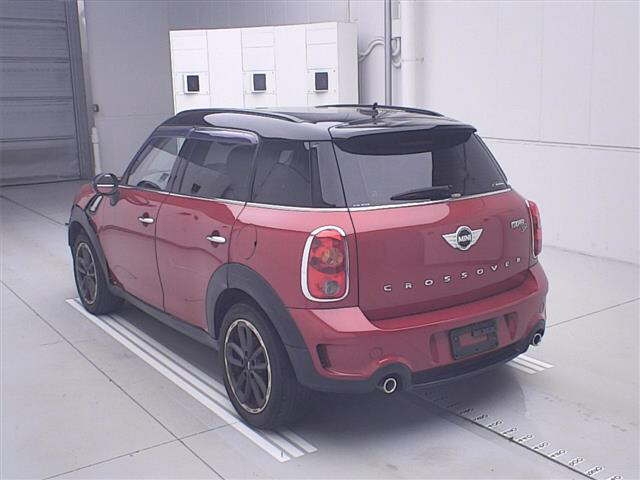 MINI CROSSOVER