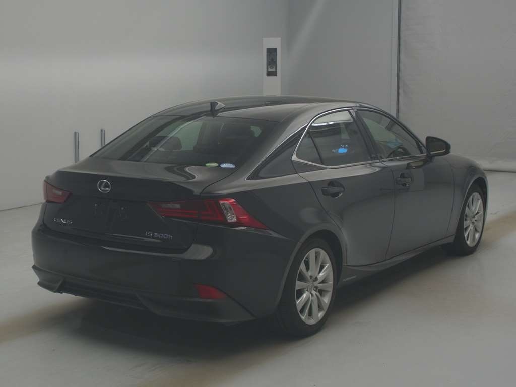 LEXUS IS300H