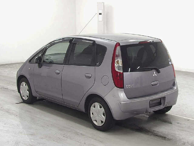 MITSUBISHI COLT