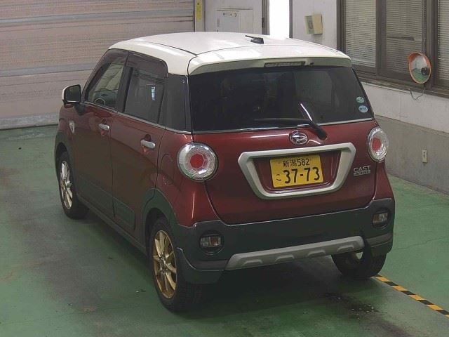 DAIHATSU CAST
