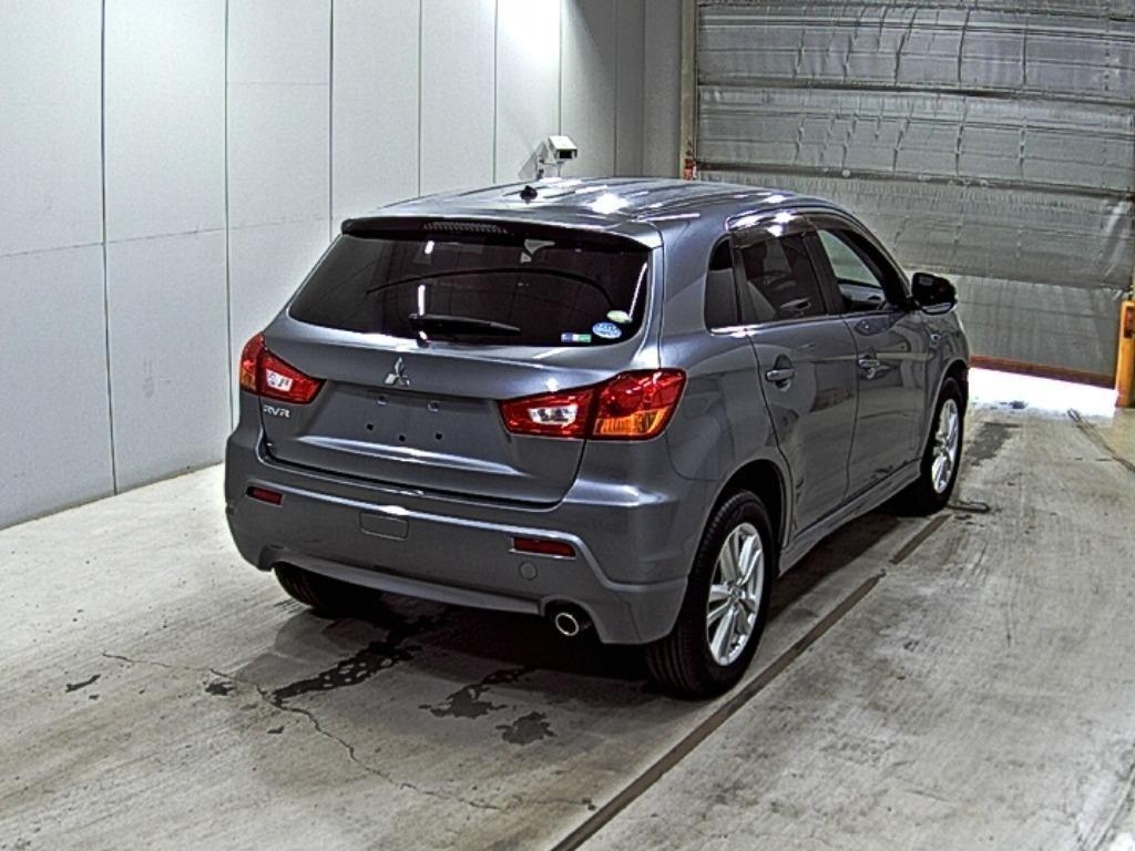 MITSUBISHI RVR