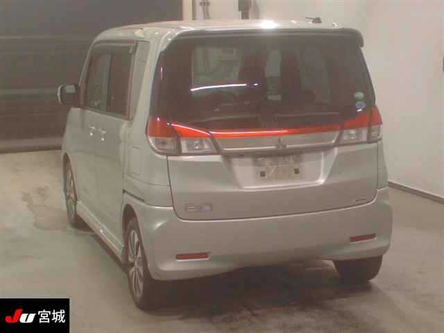 MITSUBISHI DELICA D:2