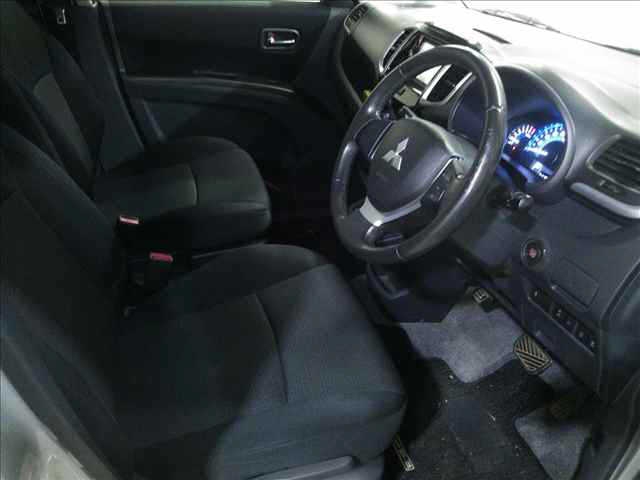 MITSUBISHI DELICA D:2