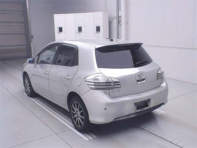 TOYOTA BLADE