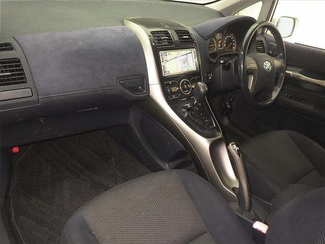 TOYOTA BLADE