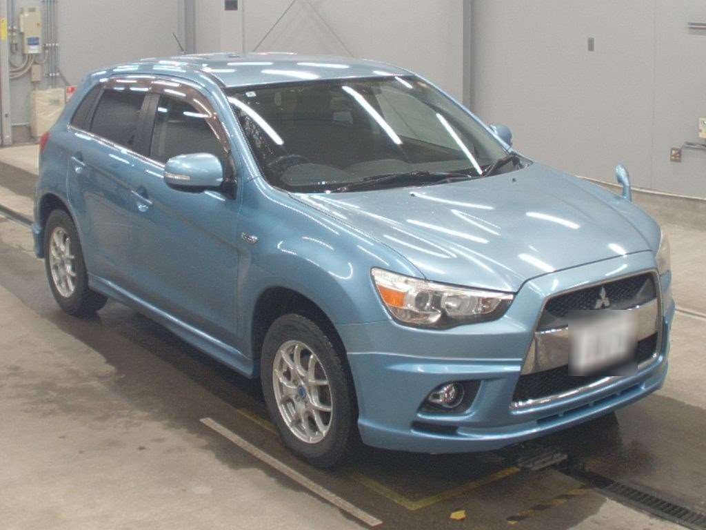 MITSUBISHI RVR