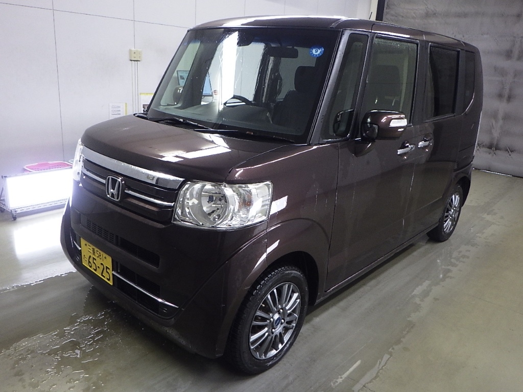 HONDA N-BOX