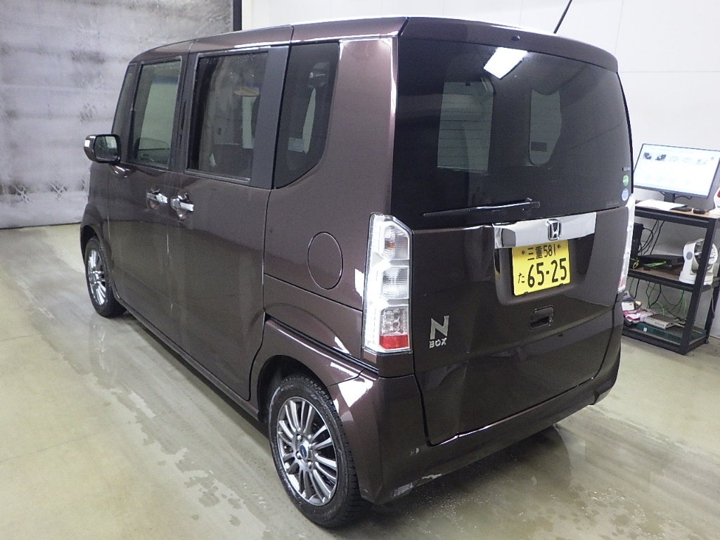 HONDA N-BOX